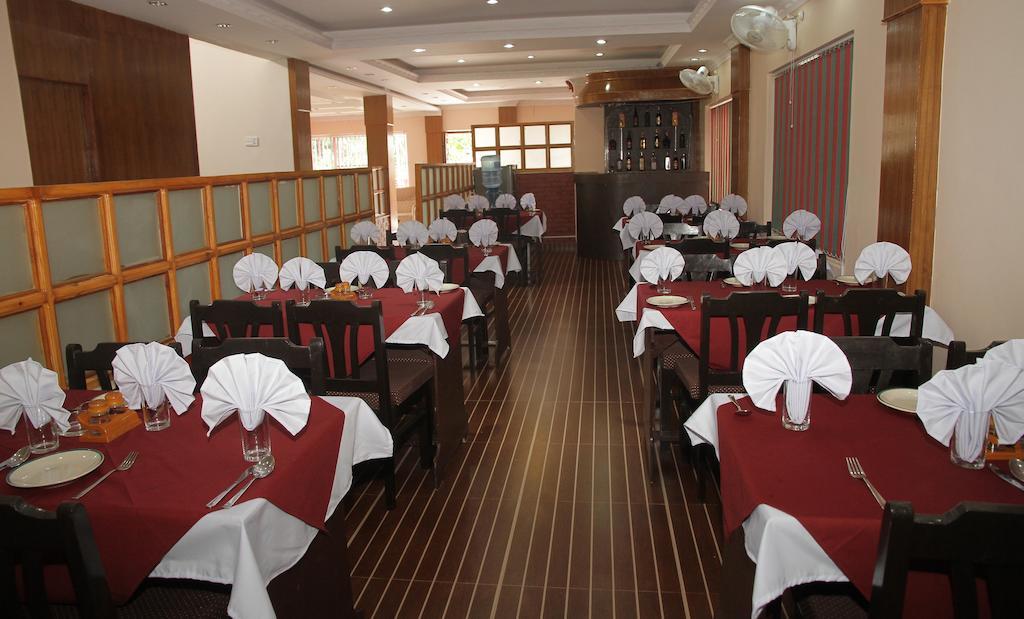 Hotel Center Lake بوكْرا المظهر الخارجي الصورة