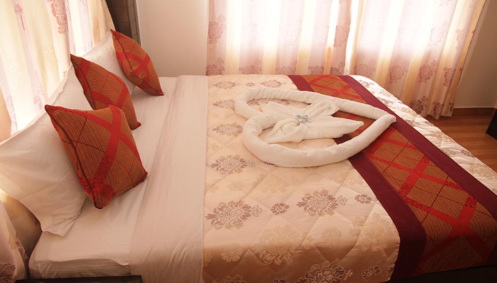 Hotel Center Lake بوكْرا المظهر الخارجي الصورة