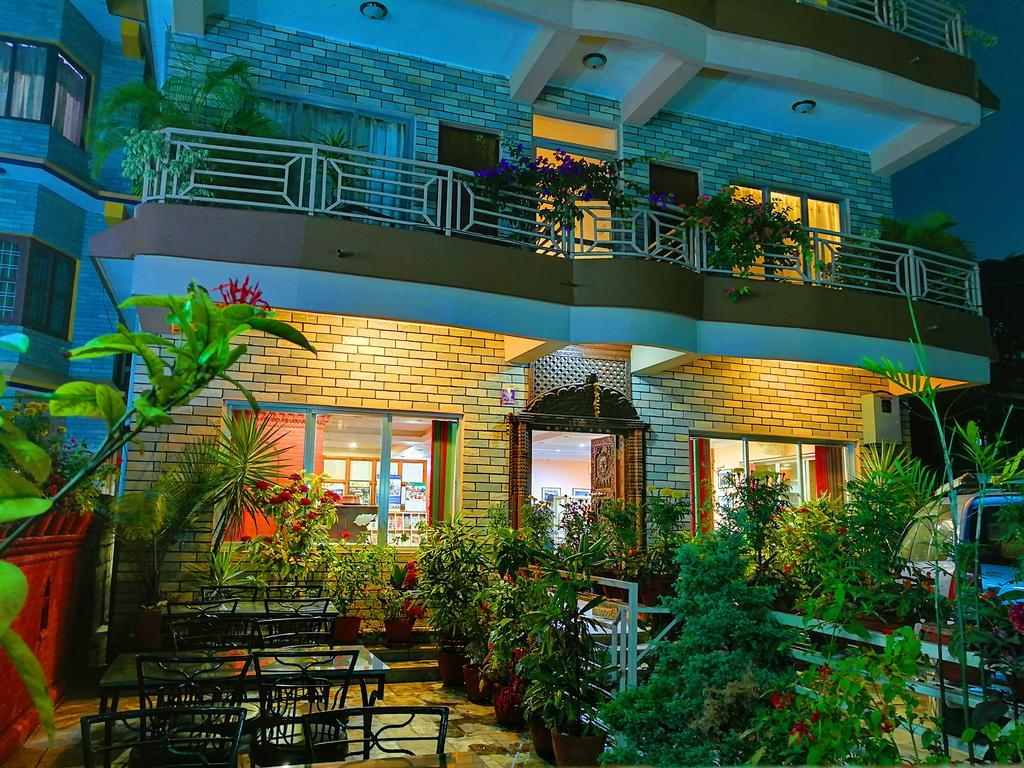 Hotel Center Lake بوكْرا المظهر الخارجي الصورة