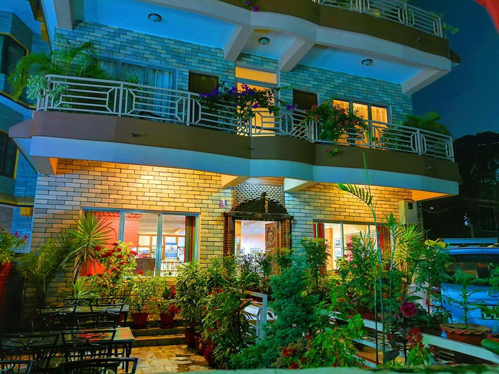 Hotel Center Lake بوكْرا المظهر الخارجي الصورة