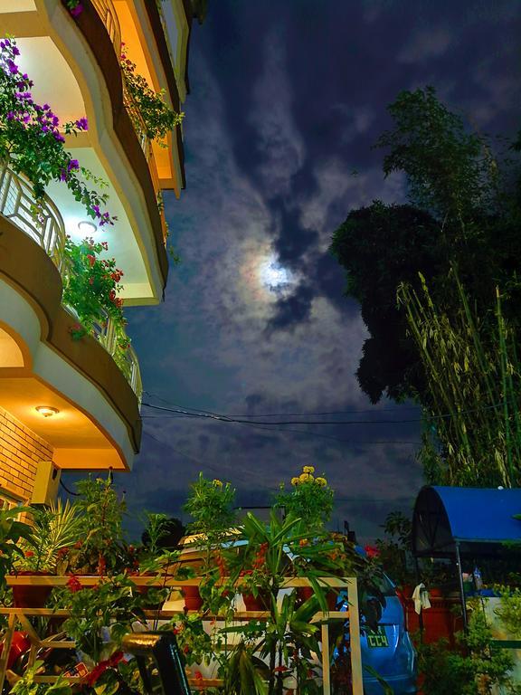 Hotel Center Lake بوكْرا المظهر الخارجي الصورة